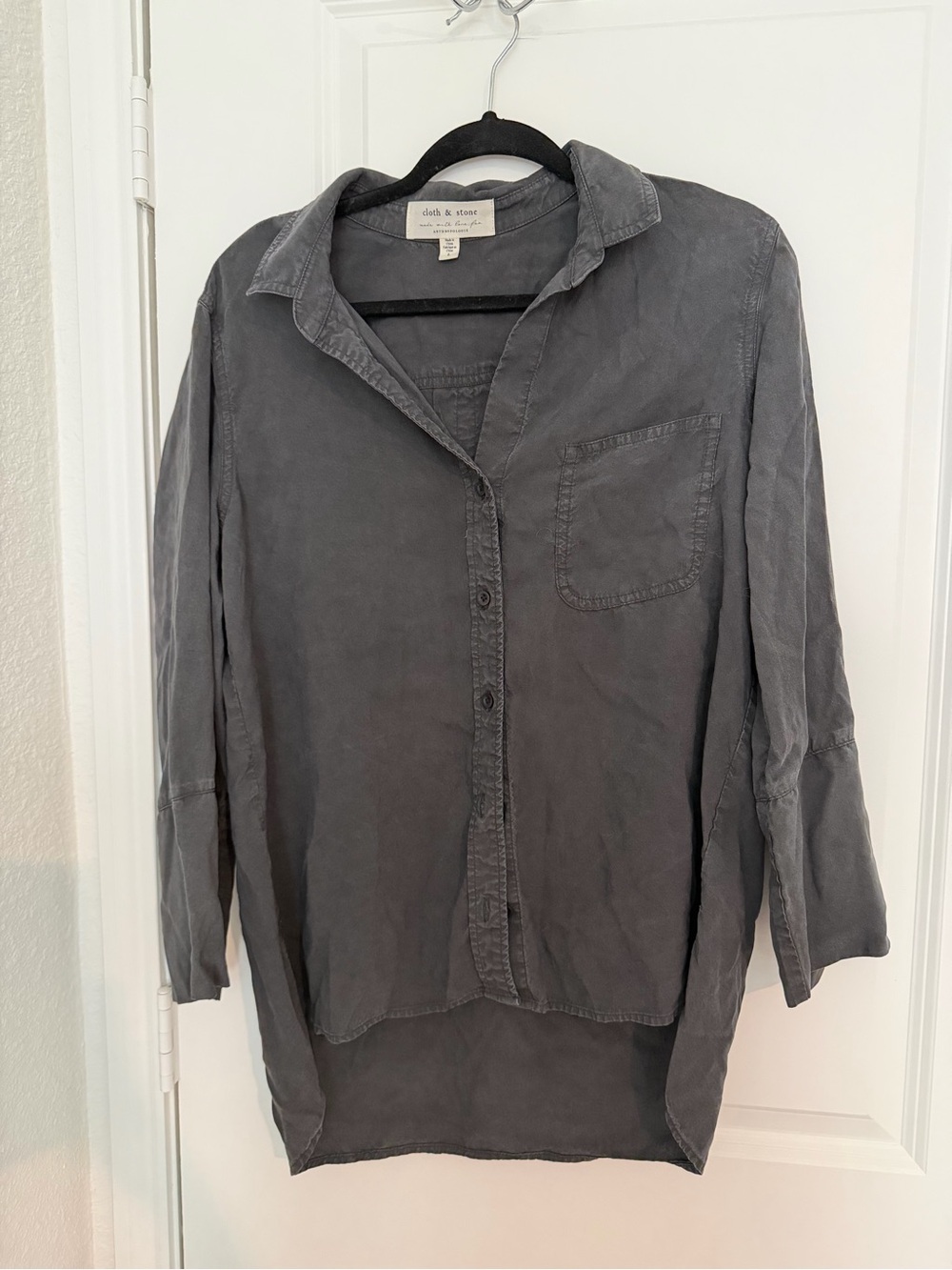 cloth & stone Charcoal Gray Relaxed Button-Down Shirt